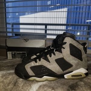 Youth JORDAN RETRO 6- Varsity Purple / Maize